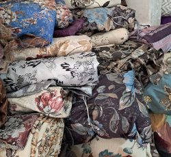 خریدار انواع پارچه ته طاقه کیلویی متری یاردی