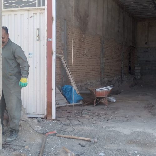 فروش سالن نیمه ساخت 120 متری در قزلجه میدان