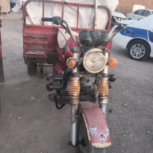 یک دستگاه 3چرخ