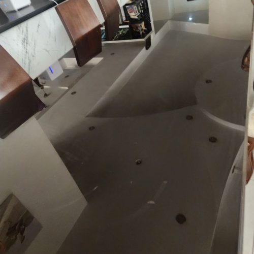 میز ناهارخوری هشت نفره