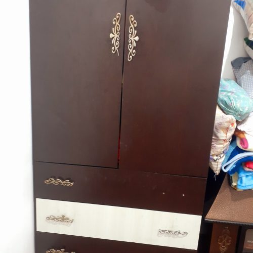 کمد ومیز تحریر