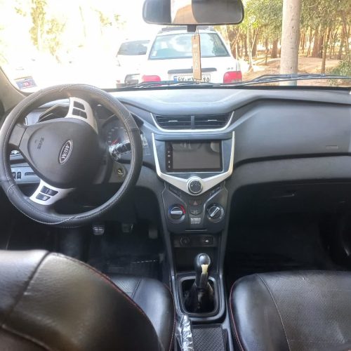 ماشین کاملا سالم بدون رنگ