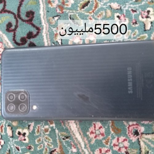 فروش یک عددتلغن همراه به مدلM12