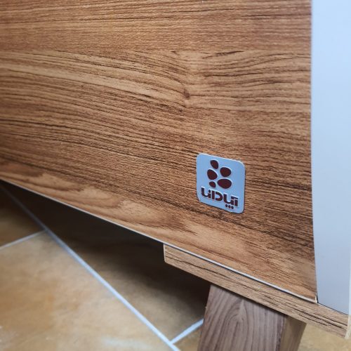 *تخت نوزاد و نوجوان به همراه تشک*