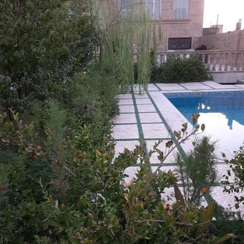 ویلا باغ با استخر آب گرم