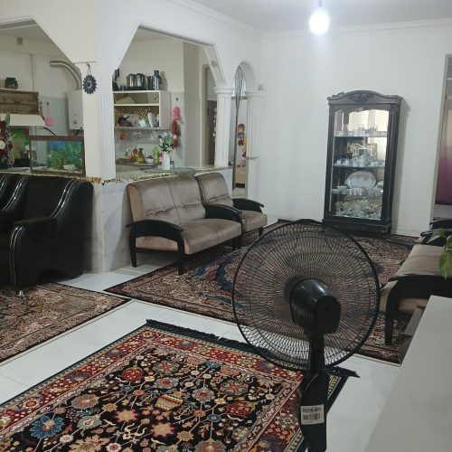 خانه ویلایی 2 خواب  کف سرامیک  دارویی حیاط خلوت  11 درخت میوه