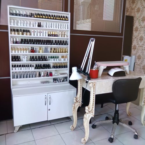 اجاره میز ناخن