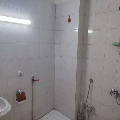 واحد هشتاد متری