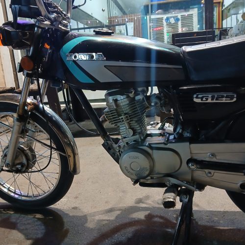 موتور 125تقویت 150،،تنهایی‌اش مزایده بودنش هست