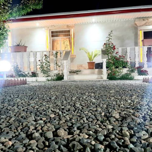 خانه ویلایی 300متری
