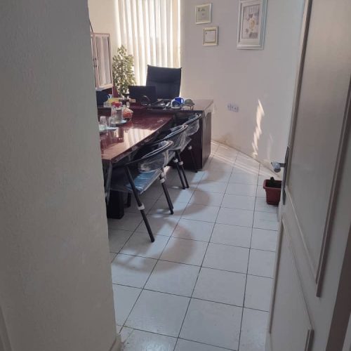 واحد هشتاد متری