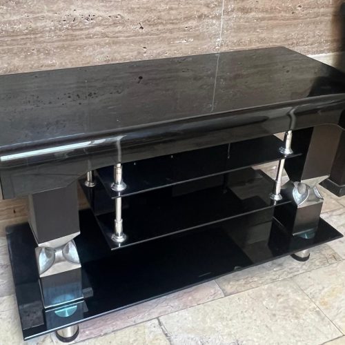 میز تلوزیون