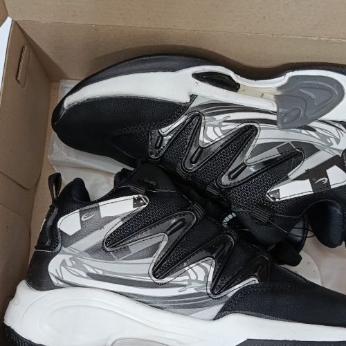 کتانی اسپرت