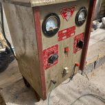 دستگاه شارژ باتری