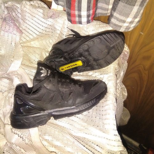 یه جفت کتونی اورجینال اصلی زدیکس آدیداس مردانه زنانه