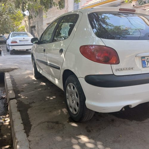 ماشین سالم و ترو تمیز