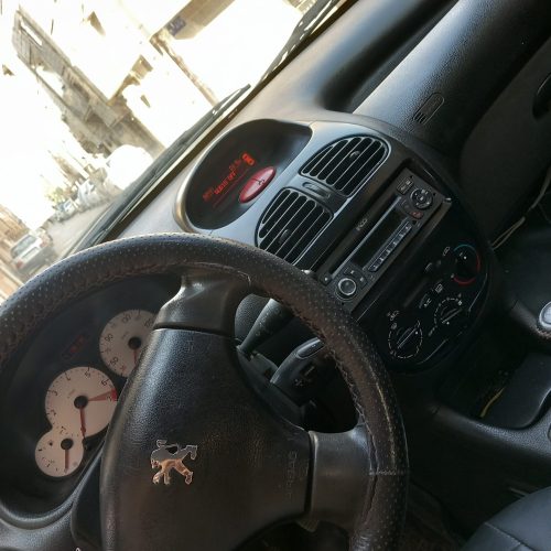 پژو 206 تمیز مرتب