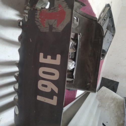 جلو پنجره تراکتور