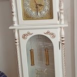 ساعت ایستاده و بوفه