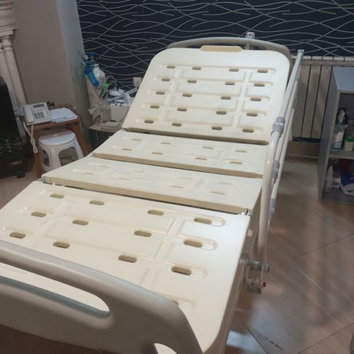 تخت برقی بیمارستانی
