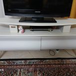 میز تلویزیون تمیز وسالم