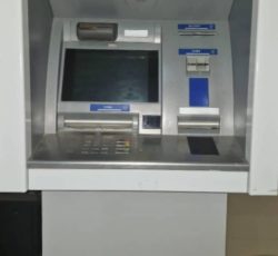 دستگاه خود پرداز