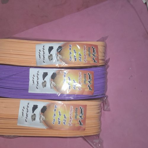 کاردر منزل بسته بندی.(کفی کفش)