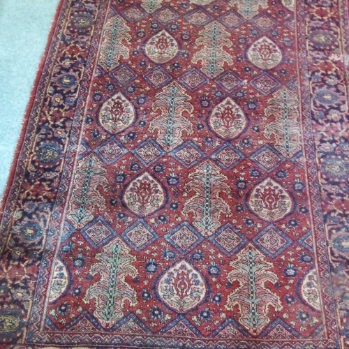 قالیچه دست بافت