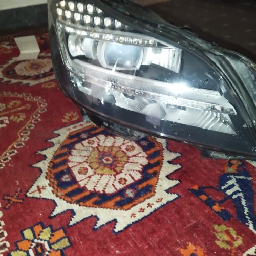 چراغ جلو راست بنز سی ال ای