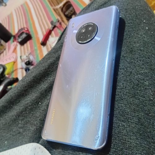 گوسی y9aدرحداک