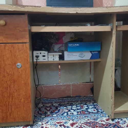 میز کامپیوتر طرح چوب