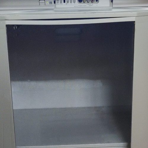 فروش تلویزیون 29 و 21 اینچ پاناسونیک به همراه میز تلویزیون