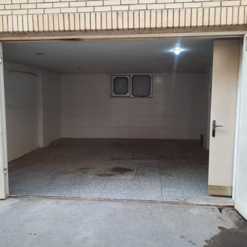 اجاره طبقه بالا از یک ساختمان دو طبقه با ورودی و پارکینگ مستقل در خانه اصفهان چهار راه نیروی هوایی خ ارغوان 8متری نیلوفر