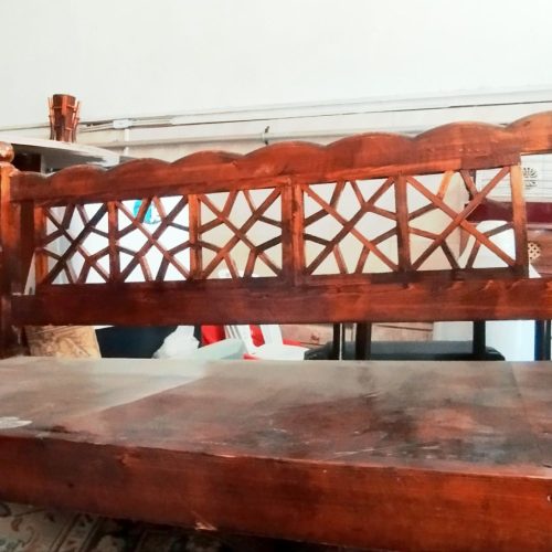 مبل چوبی سنتی دست ساز — محکم و زیبا