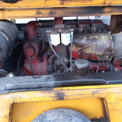 دستگاه کمپرسور باد با وسایل کامل