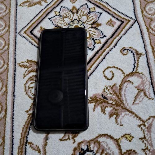 گوشی در حد نو a12