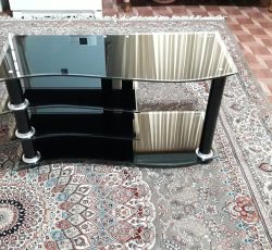 میز تلویزیون نو و سالم