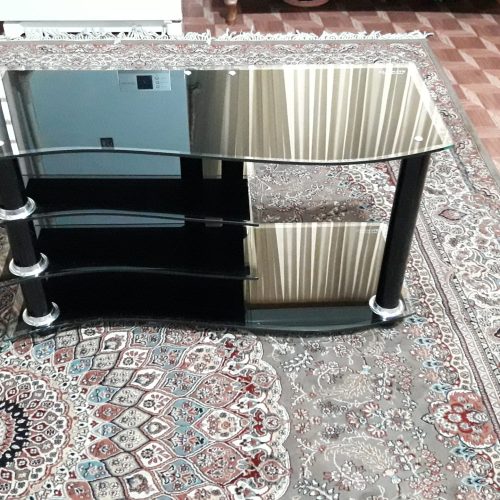 میز تلویزیون نو و سالم