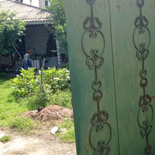 دارای 475متر زمین