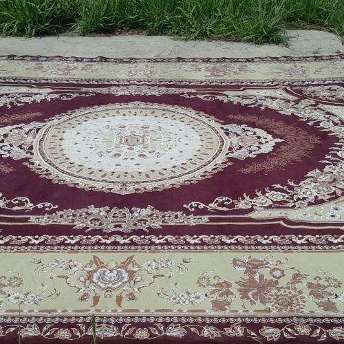 یک عدد فرش 12 متری . تمیز و بیدون لکه