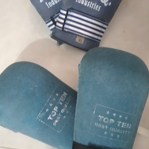 لوازم مبارزه کاراته