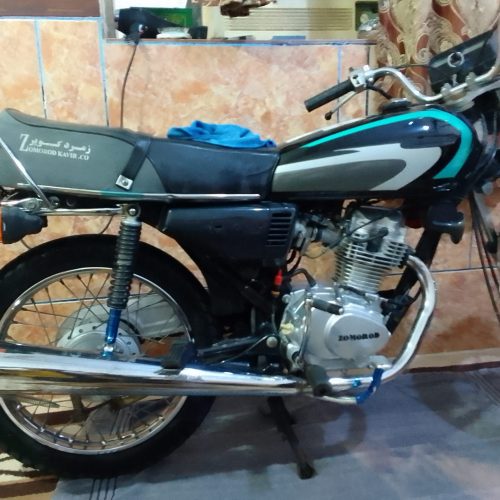 موتور درحد نیاز ب پول دارم وگرنه این قیمت نمیفروختم