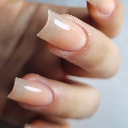 خدمات تخصصی ناخن