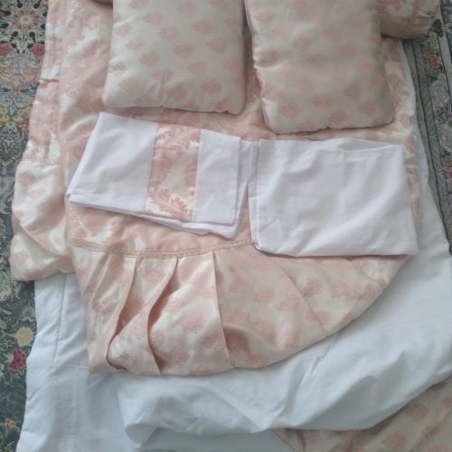 کلی لباس زنانه.مانتو.لباس تو خونه ای.کیف.پالتو