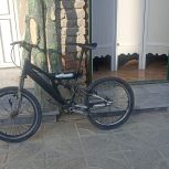 فقط فقط یه پدال میخاد و یه تایر اون تایرم خوبه اگه باهاش دستی نکشی تموم نمیشه