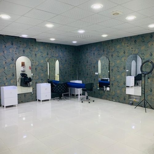 فروش امتیاز سالن زیبایی واقع در شهرک نفت گچساران