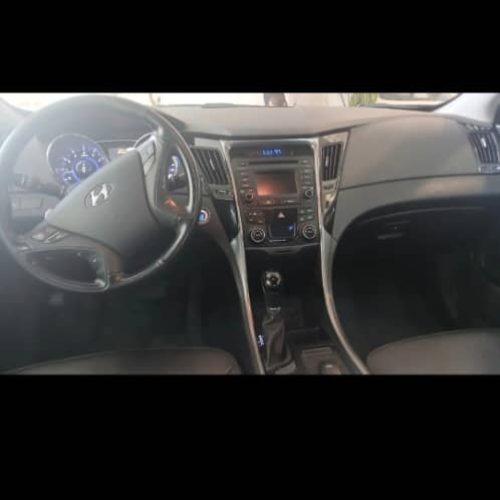 هیوندای سوناتا YF