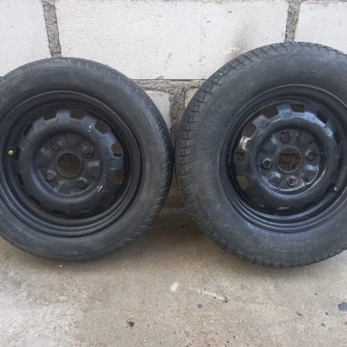 3 عدد تایر فروشی