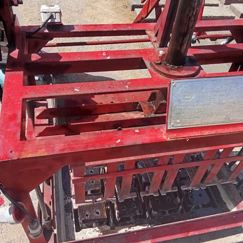 دستگاه بلوک زنی