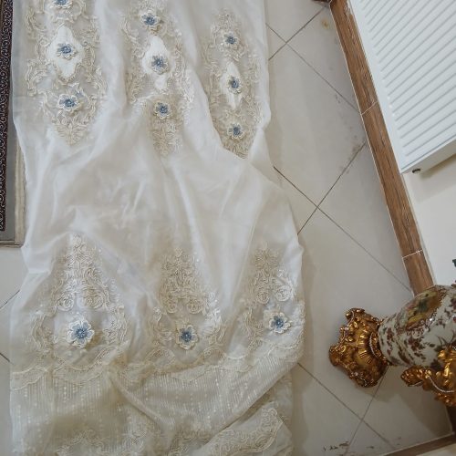 والون در حد نو نو و پرده 4متری